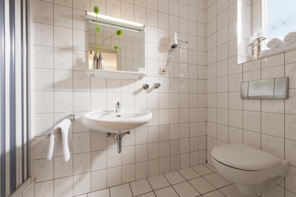 Hotel Buergerhof Кёльн Номер фото